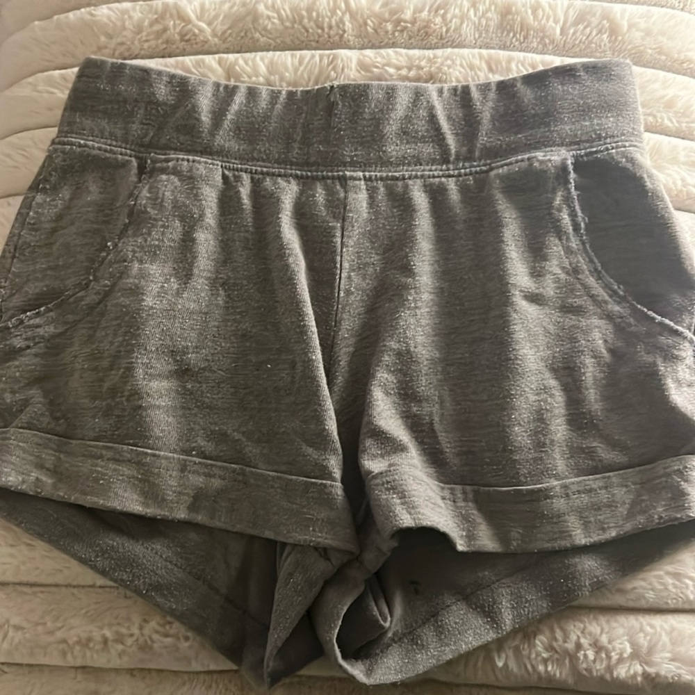 North face girls grey shorts